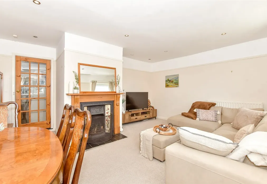 Lounge - Titchfield Lane, Wickham, Fareham, Hampshire - Wards of Kent