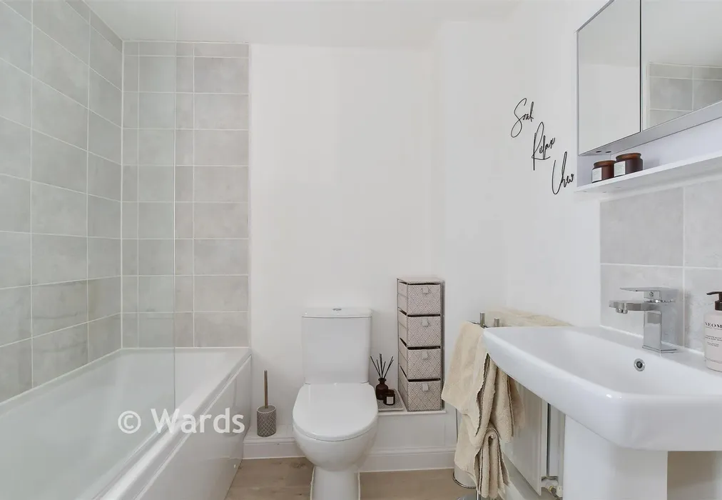 Bathroom - Easington Place, Aylesham, Canterbury, Kent - Wards of Kent