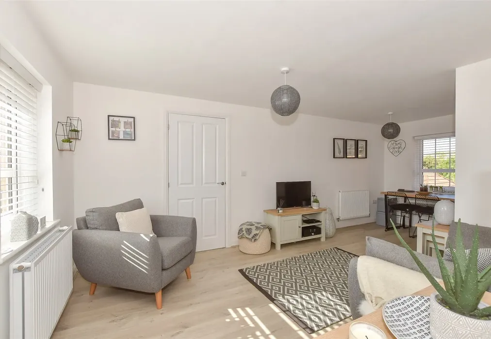 Lounge/Diner - Easington Place, Aylesham, Canterbury, Kent - Wards of Kent