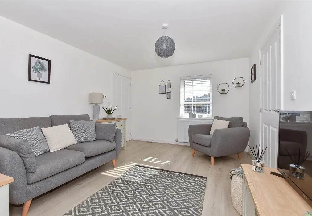 Lounge/Diner - Easington Place, Aylesham, Canterbury, Kent - Wards of Kent