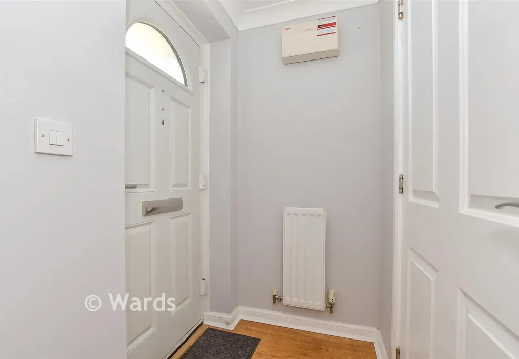 Entrance Hall - Primrose Way, Minster On Sea, Sheerness, Kent - Wards of Kent