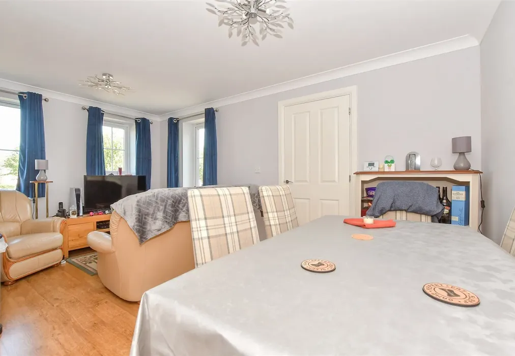 Lounge/Diner - Primrose Way, Minster On Sea, Sheerness, Kent - Wards of Kent