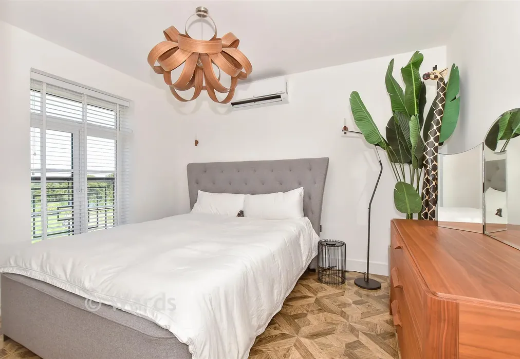 Bedroom 2 - Broadbank Way, Canterbury, Kent - Wards of Kent