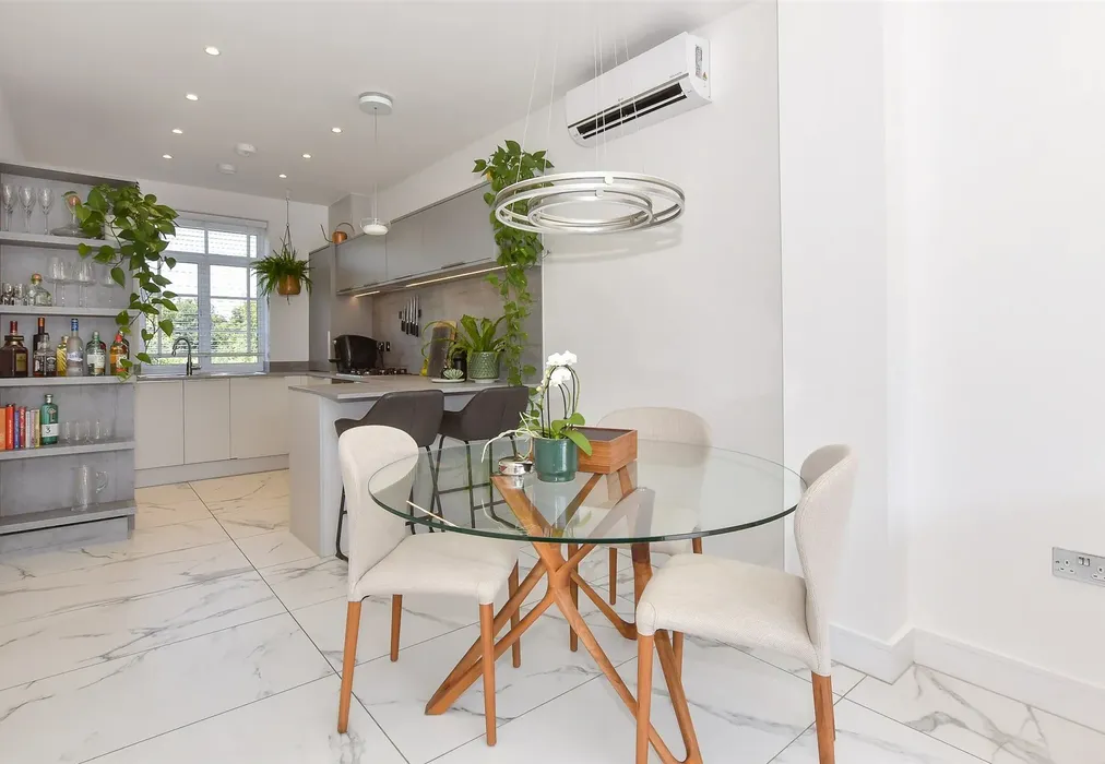 Dining Area - Broadbank Way, Canterbury, Kent - Wards of Kent