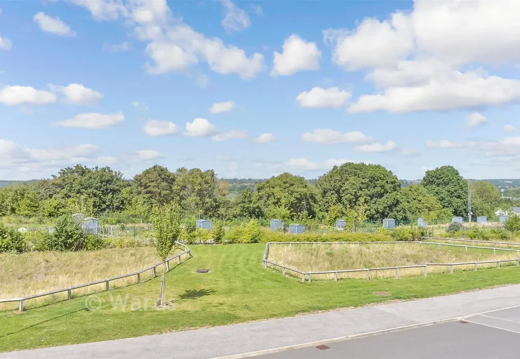 Views To Front - Broadbank Way, Canterbury, Kent - Wards of Kent