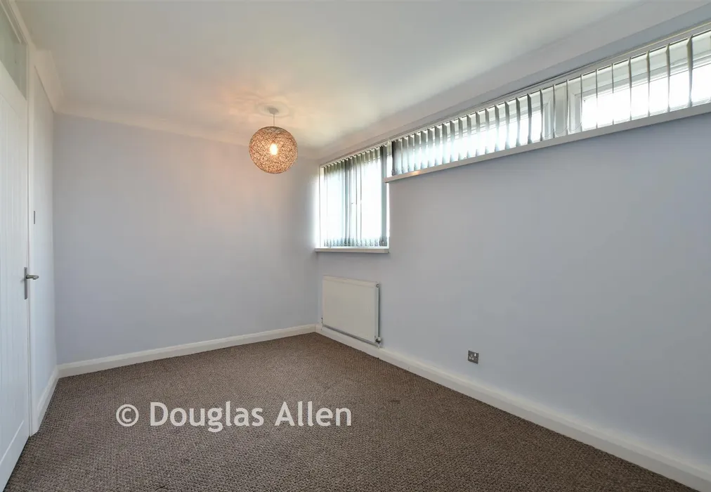 Bedroom 2 - The Drive, Great Warley, Brentwood, Essex - Wards of Kent