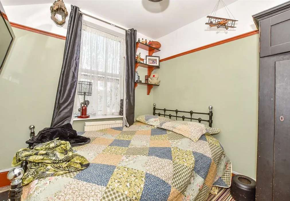 Bedroom 3 - Blenheim Road, Littlestone, Kent - Wards of Kent
