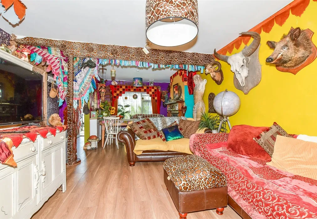 Lounge/ Diner - Blenheim Road, Littlestone, Kent - Wards of Kent