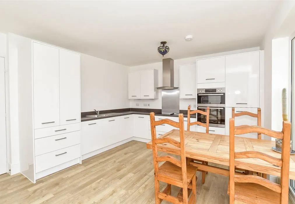 Kitchen/Diner - Horseshoe Way, Yapton, West Sussex - Wards of Kent