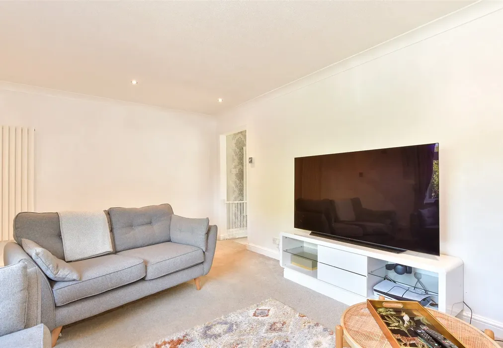 Lounge - Silverspot Close, Rainham, Gillingham, Kent - Wards of Kent