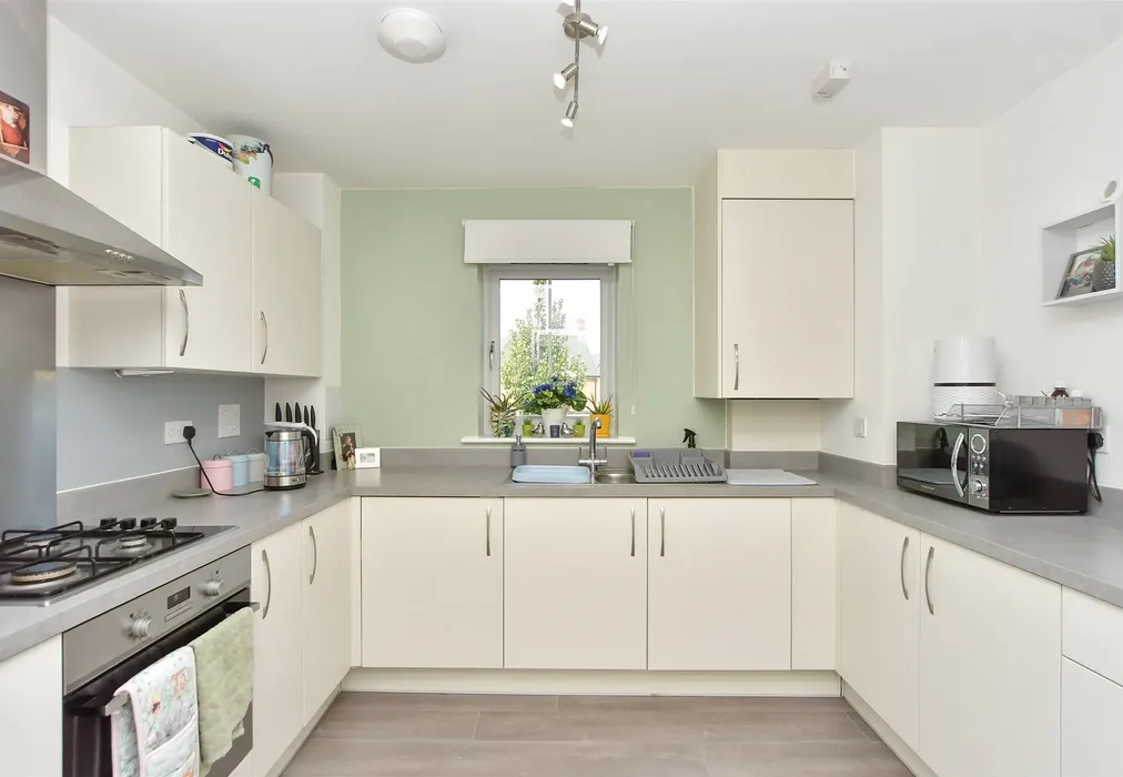 Kitchen - Tram Way, Wouldham, Rochester, Kent - Wards of Kent