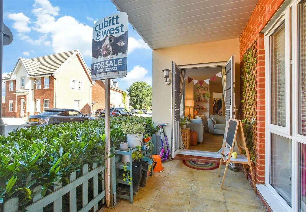 Patio / Decking - Bedivere Road, Crawley, West Sussex - Wards of Kent