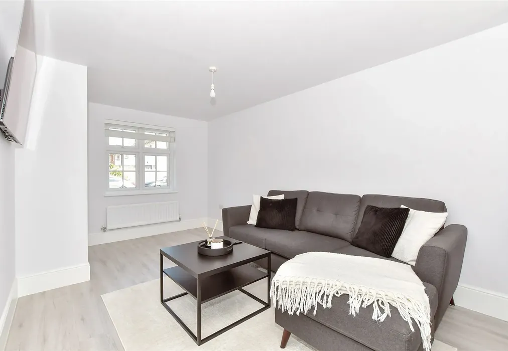 Lounge - Neptune Way, Yapton, Arundel, West Sussex - Wards of Kent