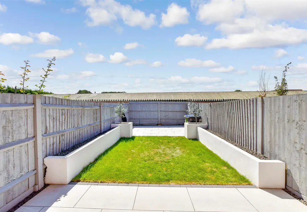 Rear Garden - Neptune Way, Yapton, Arundel, West Sussex - Wards of Kent