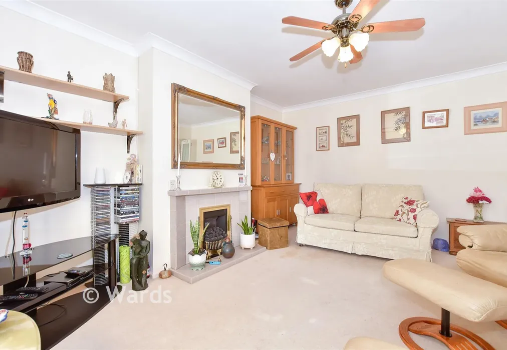 Lounge - Seaway Gardens, St. Mary's Bay, Romney Marsh, Kent - Wards of Kent