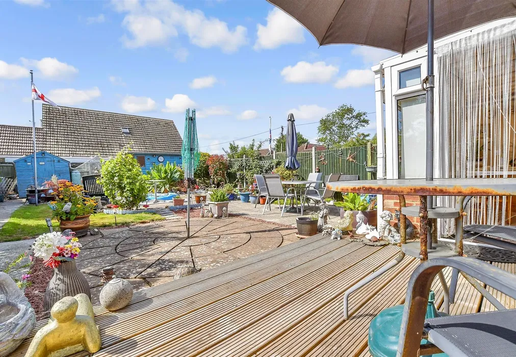 Patio / Decking - Seaway Gardens, St. Mary's Bay, Romney Marsh, Kent - Wards of Kent