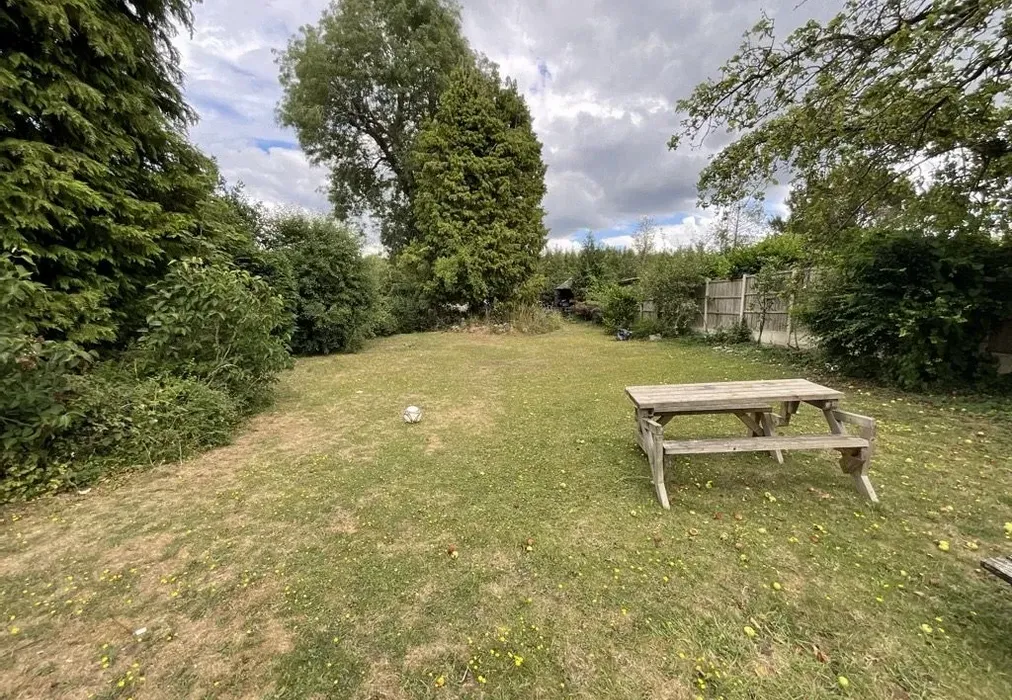 Rear Garden - South Drive, Banstead, Surrey - Wards of Kent