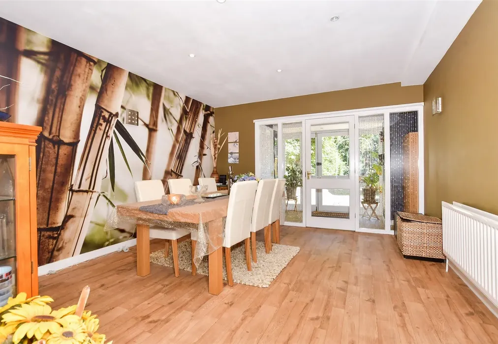Dining Area - Mill Street, East Malling, West Malling, Kent - Wards of Kent