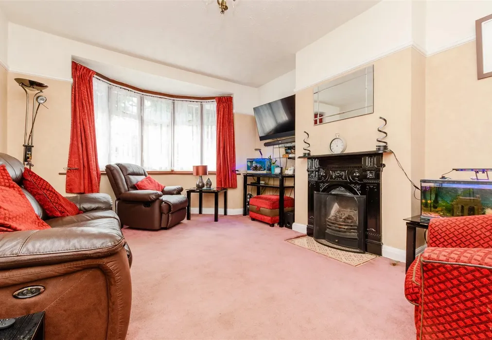 Lounge - Kynaston Road, Orpington, Kent - Wards of Kent