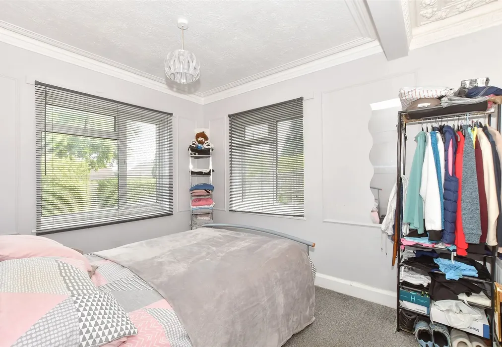 Bedroom - Stockcroft Road, Balcombe, Haywards Heath, West Sussex - Wards of Kent