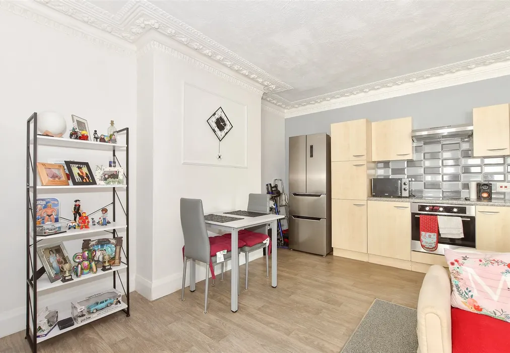 Kitchen/Lounge/Dining Room - Stockcroft Road, Balcombe, Haywards Heath, West Sussex - Wards of Kent