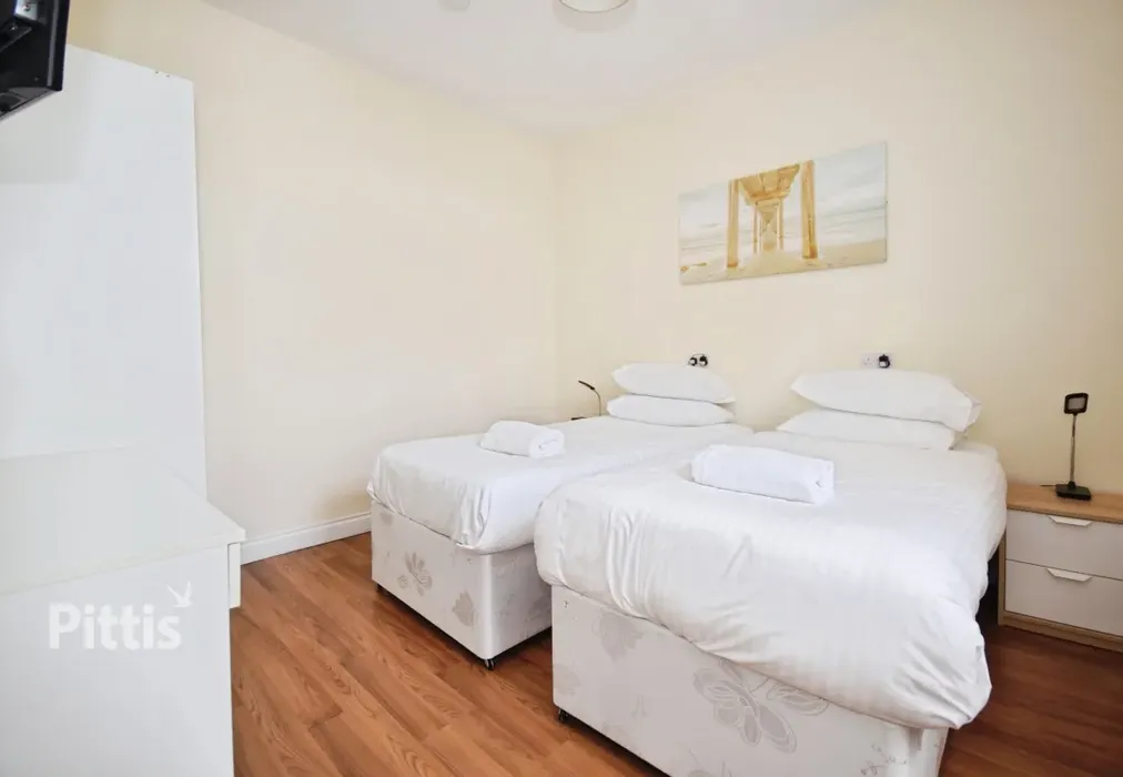  - Queens Road Shanklin PO37 - Wards of Kent