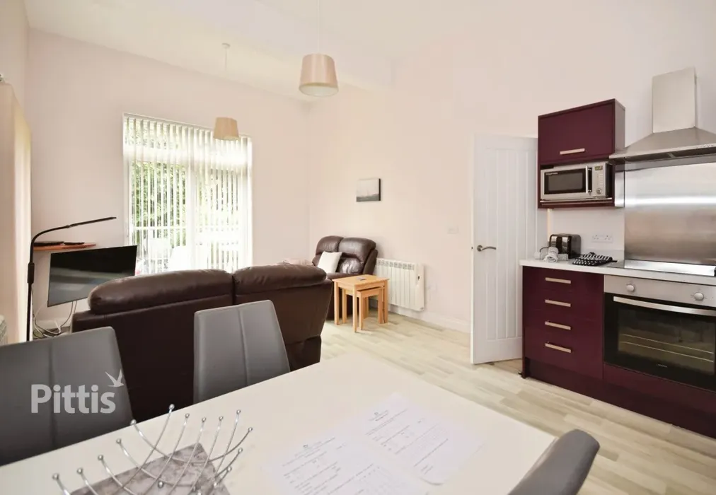  - Queens Road Shanklin PO37 - Wards of Kent