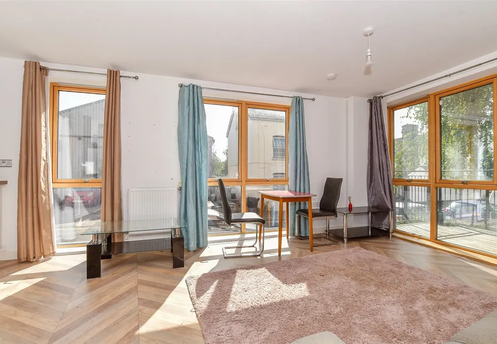 Lounge/ Diner/ Kitchen - Avebury Avenue, Tonbridge, Kent - Wards of Kent