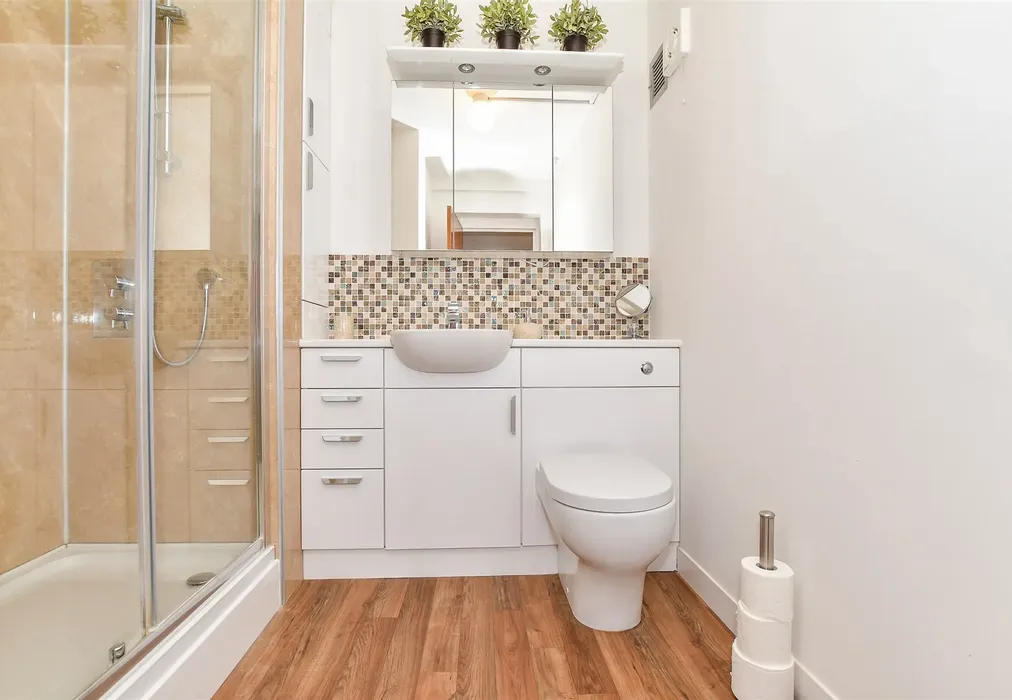 Shower Room - Mill Crescent, Tonbridge, Kent - Wards of Kent