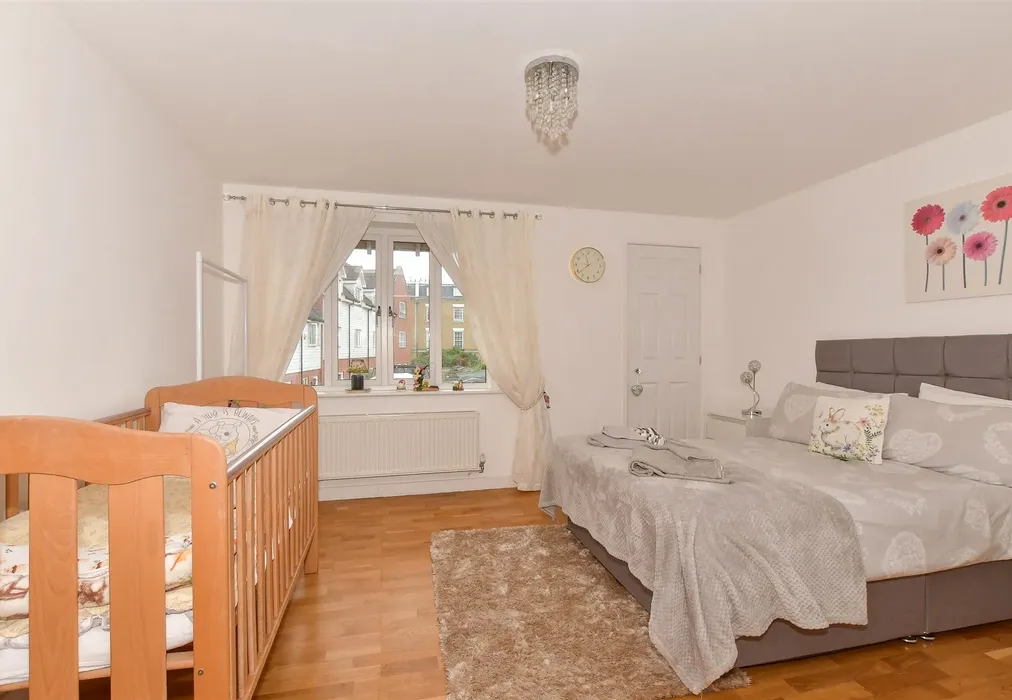 Bedroom 3 - Stonebridge Road, Canterbury, Kent - Wards of Kent