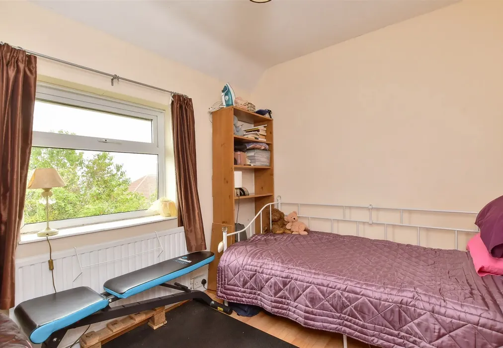 Bedroom 3 - Fernhurst Crescent, Hollingbury, Brighton, East Sussex - Wards of Kent