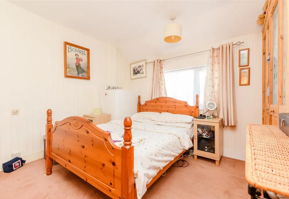 Bedroom 2 - Westbrooke Crescent, Welling, Kent - Wards of Kent