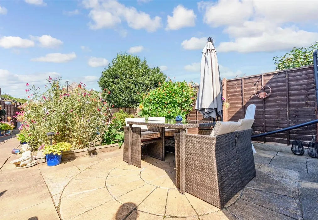 Rear Garden - Westbrooke Crescent, Welling, Kent - Wards of Kent