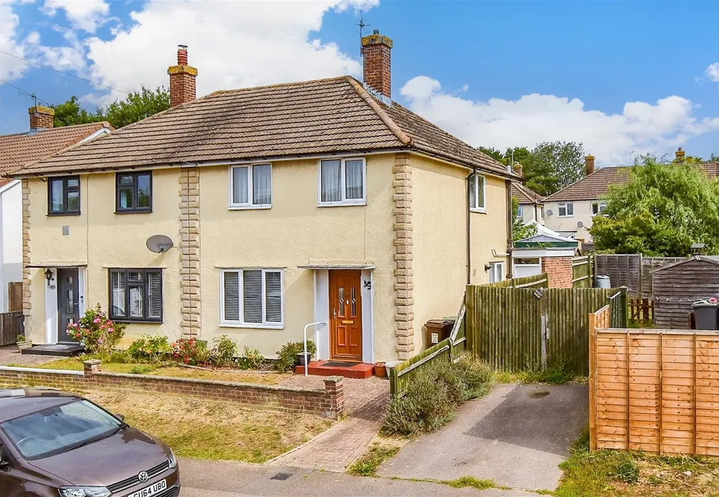 Front - Web - Hunt Road, Tonbridge, Kent - Wards of Kent