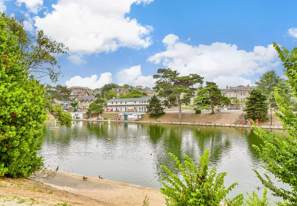 *Surrounding Area* - Appley Rise, Ryde, Isle of Wight - Wards of Kent