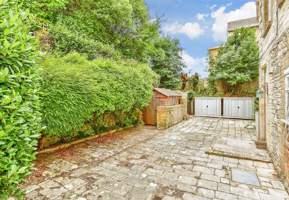 *Rear Garden* - Appley Rise, Ryde, Isle of Wight - Wards of Kent