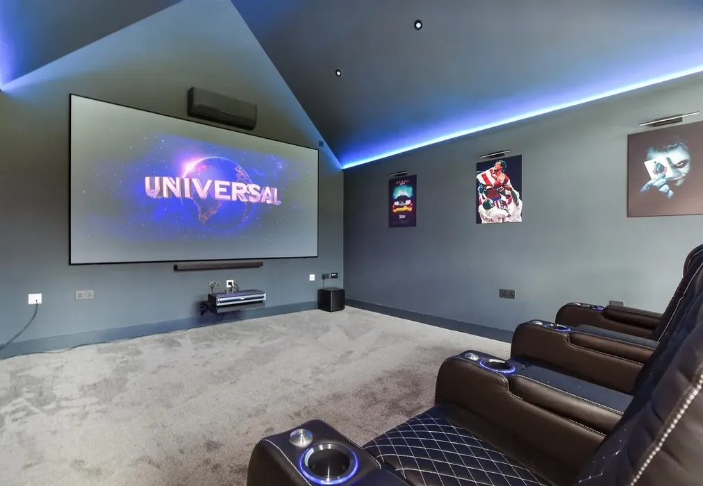 Cinema/Lounge - Ewell Minnis, Dover, Kent - Wards of Kent