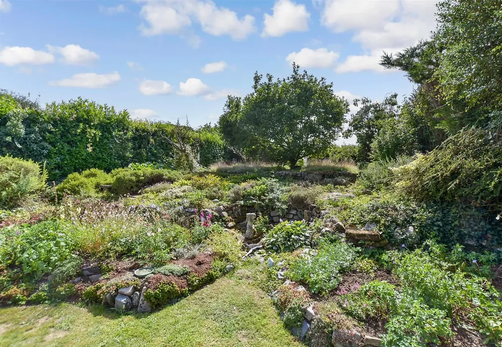 Rear Garden - Northbourne Road, Great Mongeham, Deal, Kent - Wards of Kent