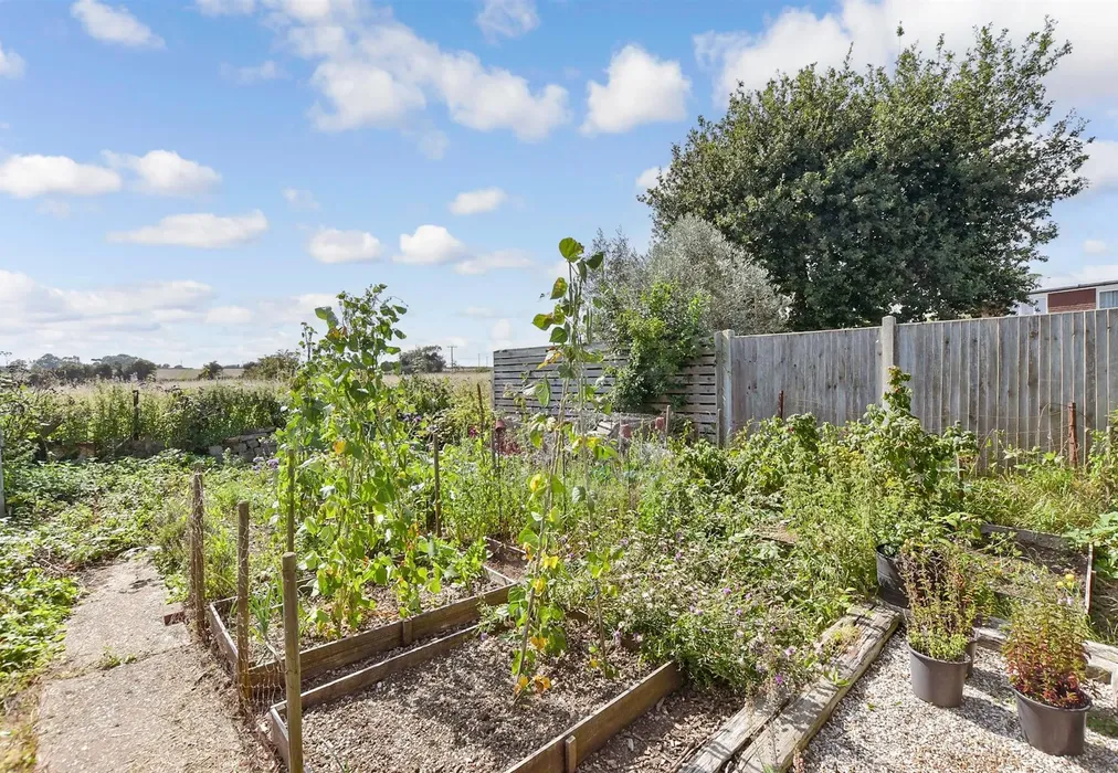 Rear Garden - Northbourne Road, Great Mongeham, Deal, Kent - Wards of Kent