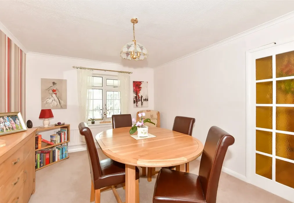 Dining Room - Victoria Road West, Littlestone, New Romney, Kent - Wards of Kent