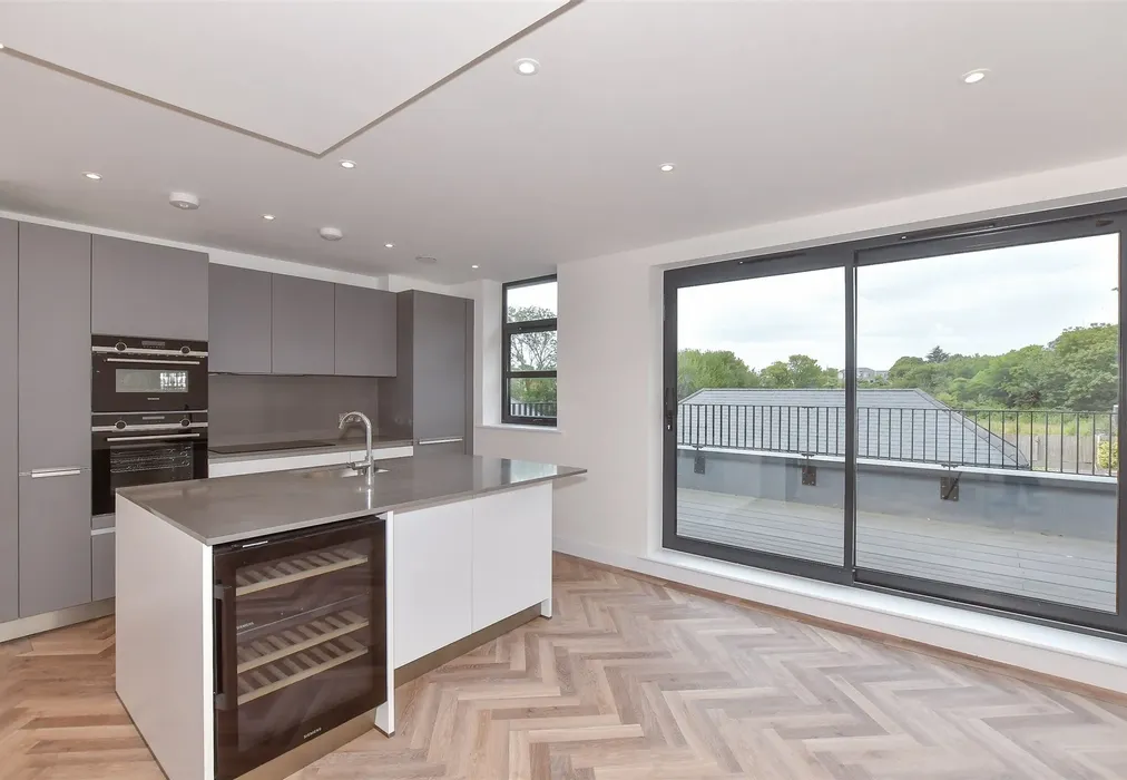 Lounge/Kitchen/Diner - The Fairways, Convent Road, Broadstairs, Kent - Wards of Kent