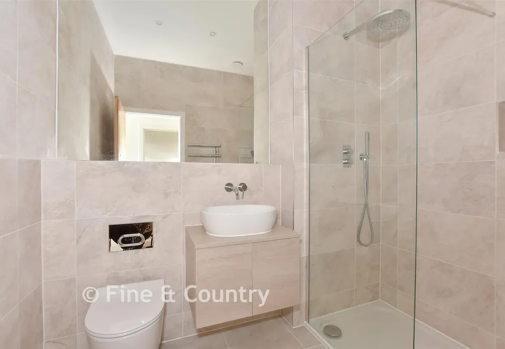 En-Suite Shower Room - The Fairways, Convent Road, Broadstairs, Kent - Wards of Kent