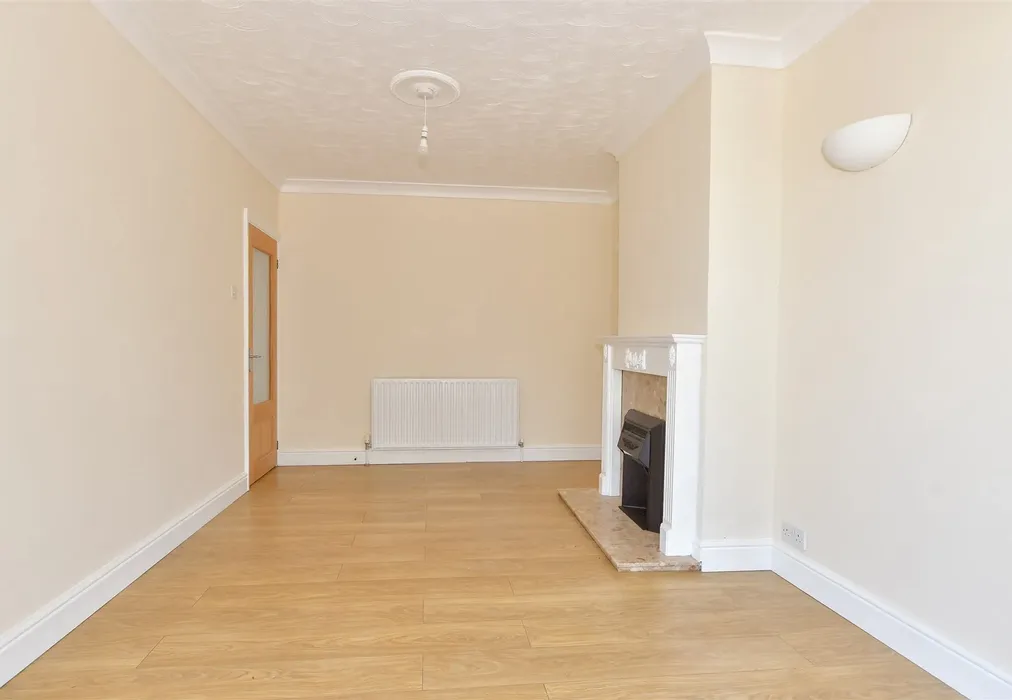 Dining Room - Blenheim Avenue, Chatham, Kent - Wards of Kent