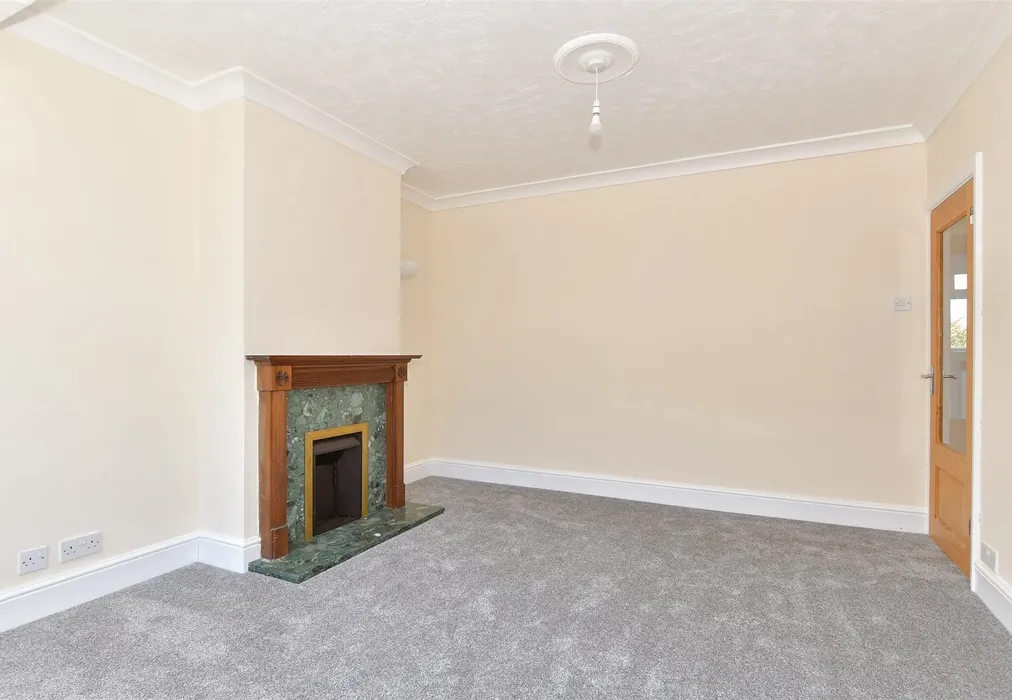 Lounge - Blenheim Avenue, Chatham, Kent - Wards of Kent