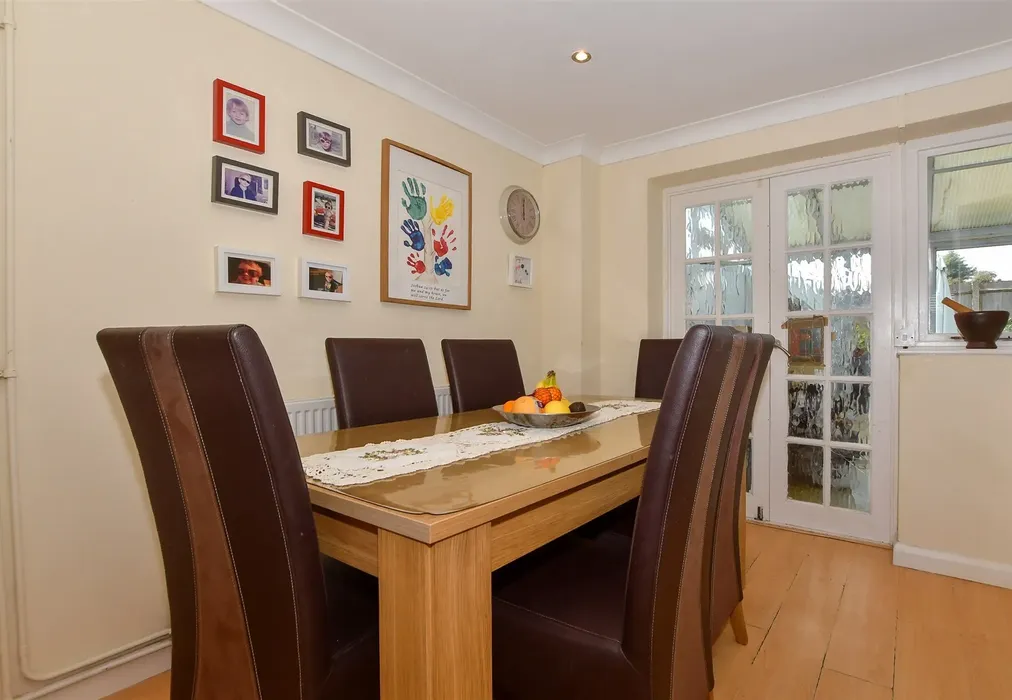 Kitchen/Diner - Chipstead Close, Allington, Maidstone, Kent - Wards of Kent