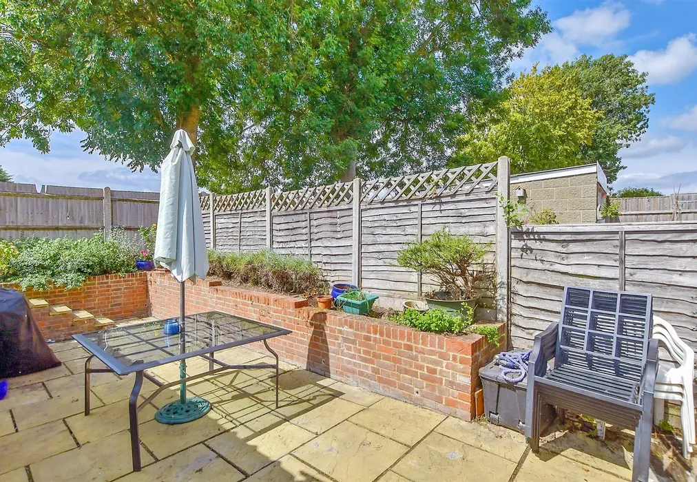 Rear Garden - Chipstead Close, Allington, Maidstone, Kent - Wards of Kent
