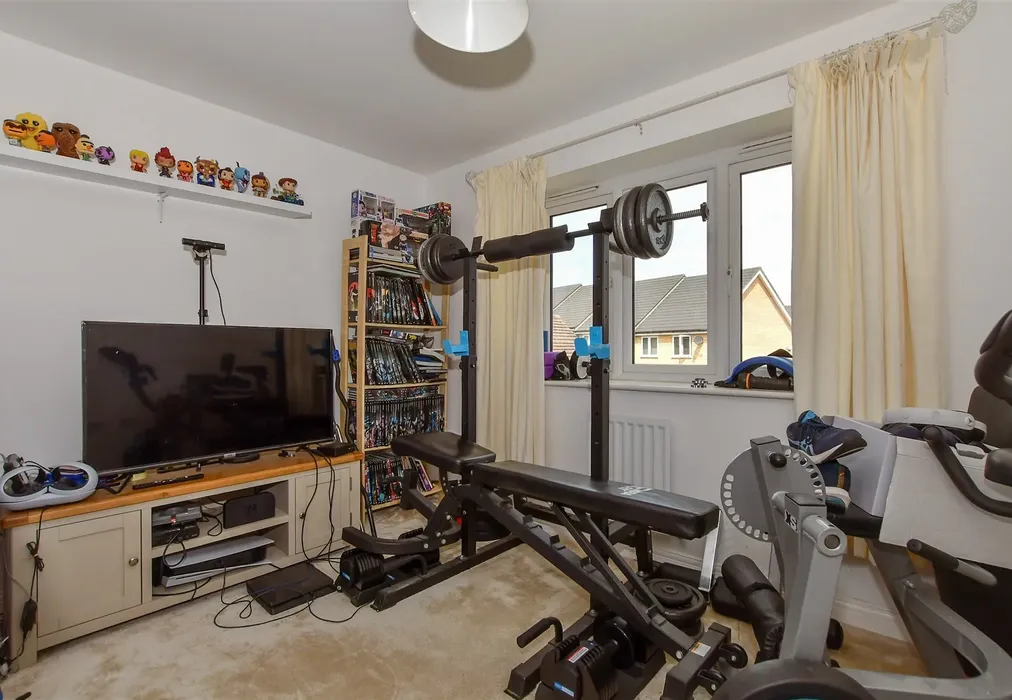 Bedroom 4 - Knoxes Shaw, Maidstone, Kent - Wards of Kent
