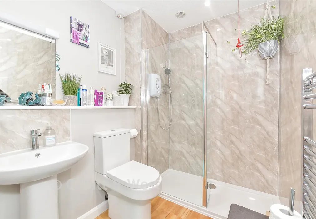 Shower Room - Irvine Road, Littlehampton, West Sussex - Wards of Kent