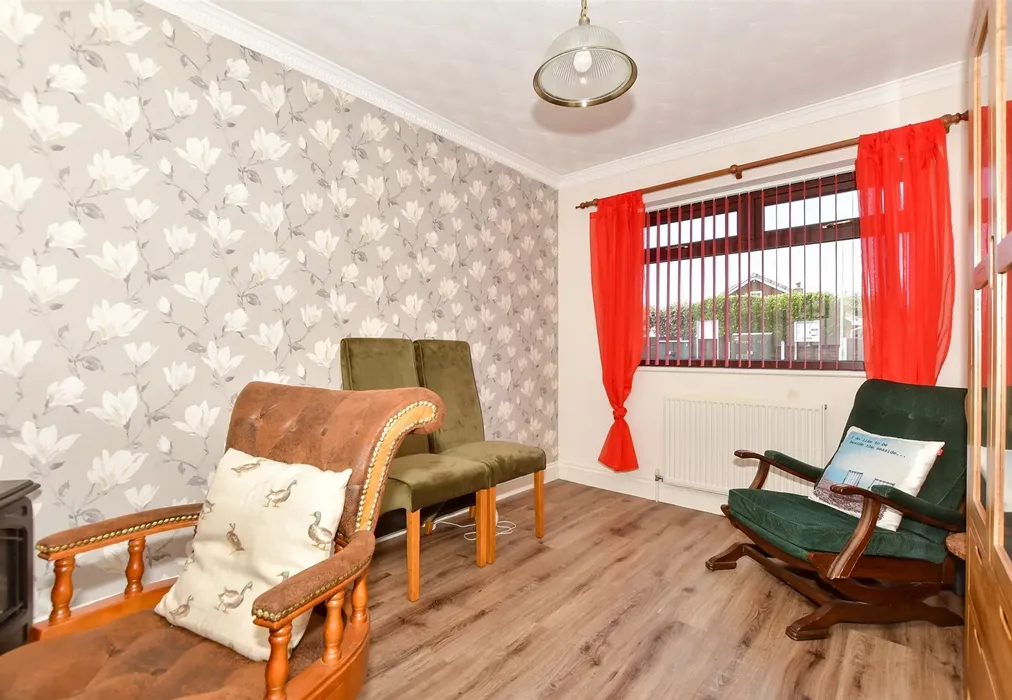 Bedroom 4 - The Fairway, Dymchurch, Romney Marsh, Kent - Wards of Kent