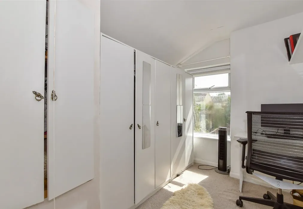 Bedroom 3 - Connaught Road, Chatham, Kent - Wards of Kent